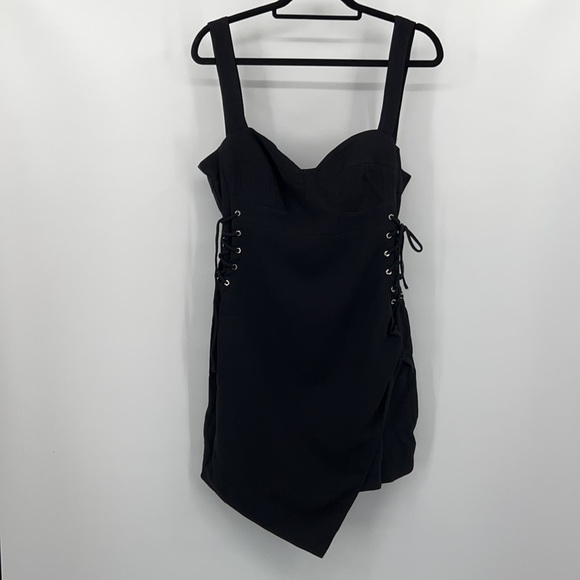NICHOLAS Cristina Dress in Black 4 - Picture 5 of 14